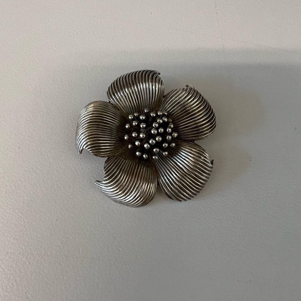 Tiffany Sterling Silver Flower Pin. Unworn Condition.
